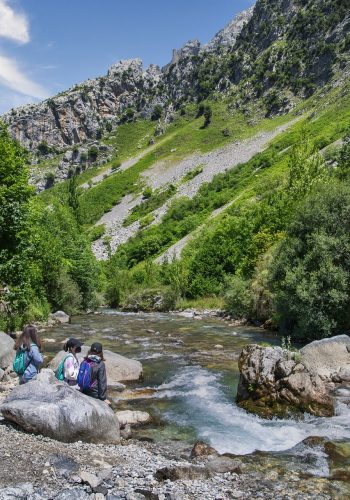 river, mountain, hiking-7011476.jpg